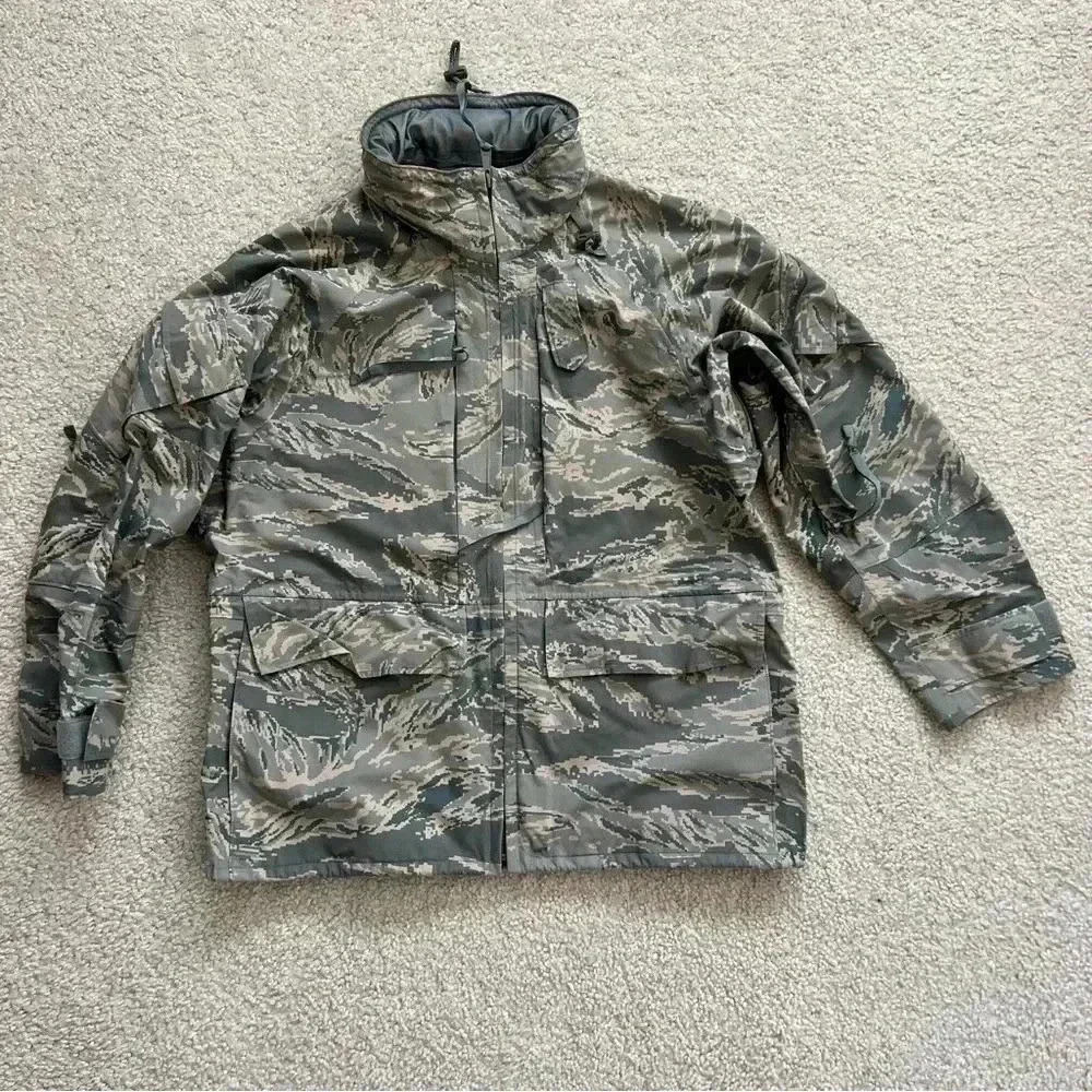 Military AIR FORCE Tiger Stripe Parka Rain Coat Jacket Medium Short 100% Nylon
